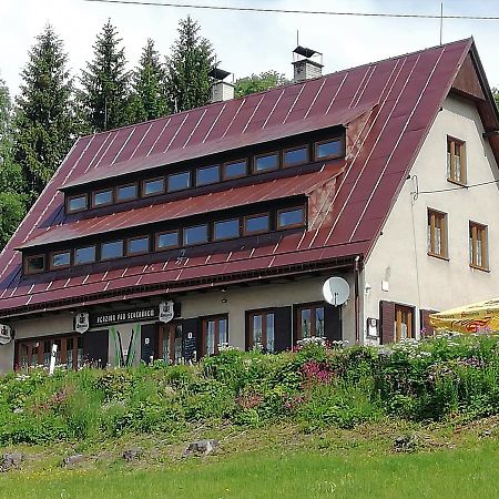 Penzion Pod Severakem Lucany nad Nisou Bagian luar foto