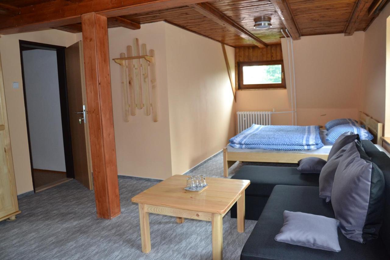 Penzion Pod Severakem Lucany nad Nisou Bagian luar foto